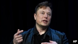 Musk'ın sahibi olduğu Neuralink hastaların felç ve bir dizi nörolojik rahatsızlığın üstesinden gelmesine yardımcı olma hedefinde 