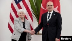 ABD Maliye Bakanı Janet Yellen, Brezilya'nın Sao Paulo kentinde düzenlenen G-20 Maliye Bakanları ve Merkez Bankası Başkanları toplantısı kapsamında Hazine ve Maliye Bakanı Mehmet Şimşek ile görüştü.