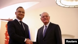 Tổng thống Ba Lan Andrzej Duda tiếp đặc phái viên của Tổng thốnng Mỹ về Ukraine và Nga Kellogg ở Warsaw.